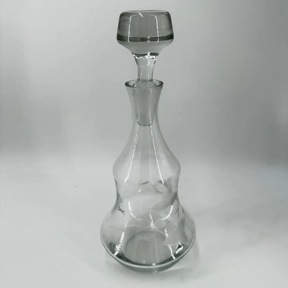 Vintage Etched Glass Decanter with Stopper Grapevine Leaf Pattern Clear 12.5